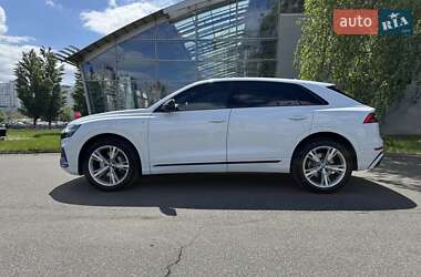 Внедорожник / Кроссовер Audi Q8 2020 в 
