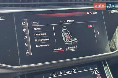 Внедорожник / Кроссовер Audi Q8 2020 в 