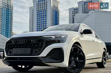 Внедорожник / Кроссовер Audi Q8 2025 в 