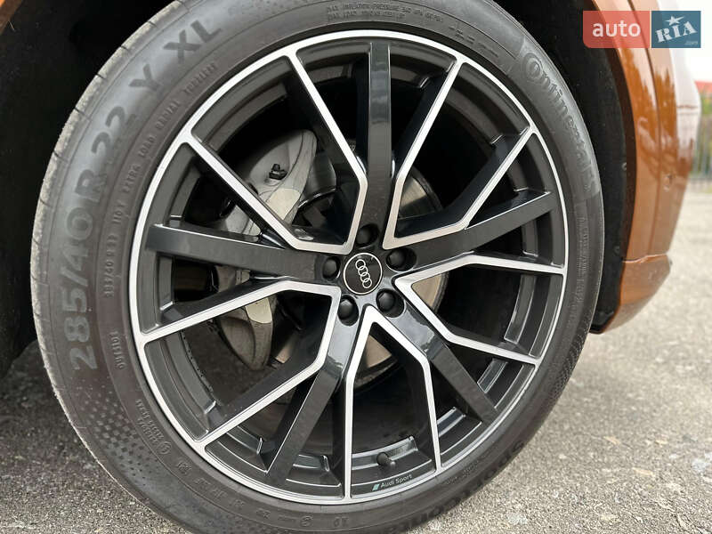 Позашляховик / Кросовер Audi Q8 2021 в Києві
