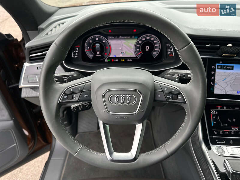 Позашляховик / Кросовер Audi Q8 2021 в Києві