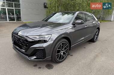 Внедорожник / Кроссовер Audi Q8 2024 в 
