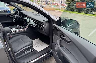 Внедорожник / Кроссовер Audi Q8 2024 в 