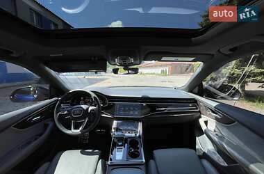 Внедорожник / Кроссовер Audi Q8 2018 в 