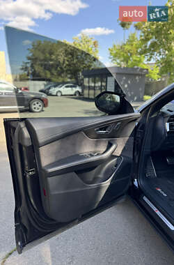 Внедорожник / Кроссовер Audi Q8 2019 в 