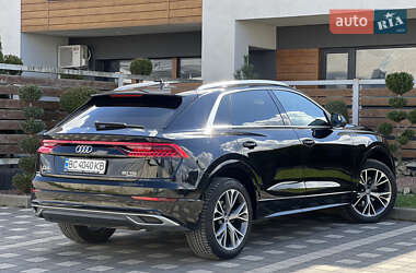 Позашляховик / Кросовер Audi Q8 2019 в 