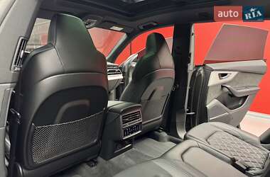 Внедорожник / Кроссовер Audi Q8 2021 в 