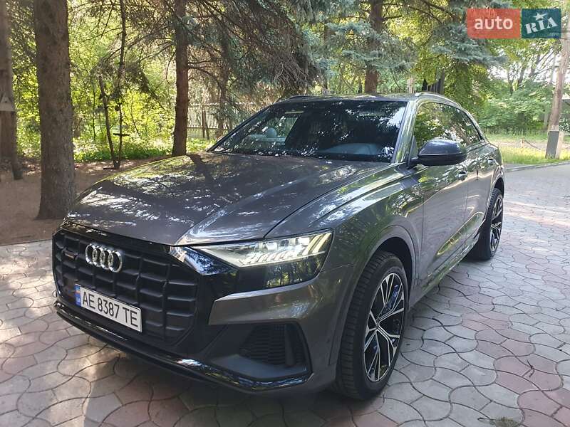 Внедорожник / Кроссовер Audi Q8 2018 в Днепре