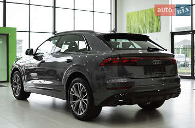 Внедорожник / Кроссовер Audi Q8 2025 в 