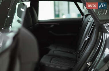 Внедорожник / Кроссовер Audi Q8 2025 в 