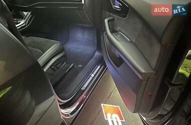 Внедорожник / Кроссовер Audi Q8 2020 в 