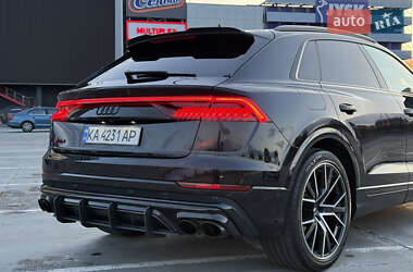 Внедорожник / Кроссовер Audi Q8 2020 в 