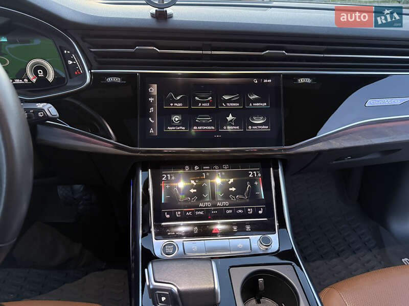 Позашляховик / Кросовер Audi Q8 2020 в Києві