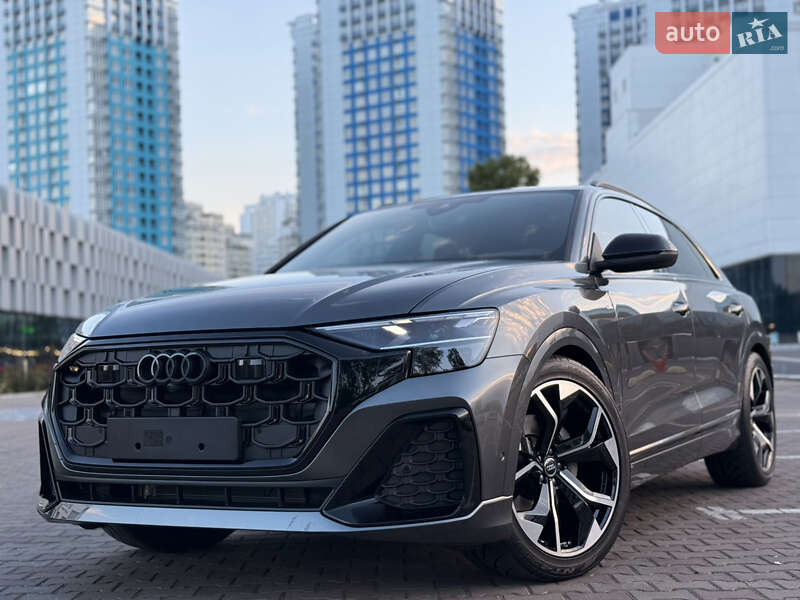 Позашляховик / Кросовер Audi Q8 2025 в Одесі