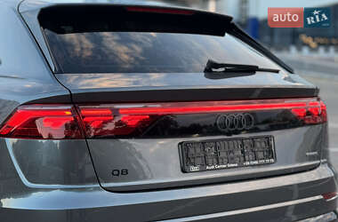 Внедорожник / Кроссовер Audi Q8 2025 в 