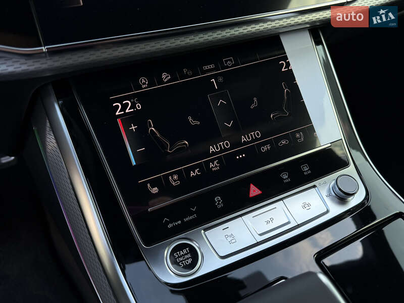 Позашляховик / Кросовер Audi Q8 2025 в Одесі