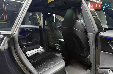 Внедорожник / Кроссовер Audi Q8 2023 в 