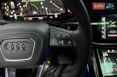 Внедорожник / Кроссовер Audi Q8 2023 в 