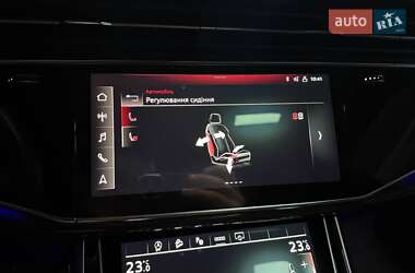 Внедорожник / Кроссовер Audi Q8 2023 в 