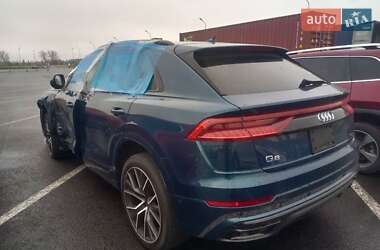 Внедорожник / Кроссовер Audi Q8 2018 в 