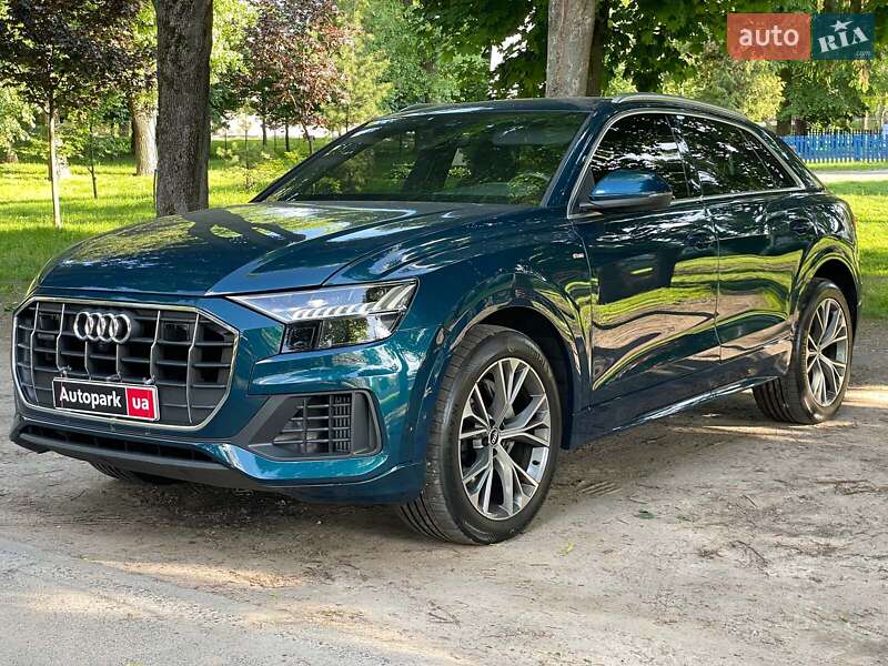 Audi Q8 2021
