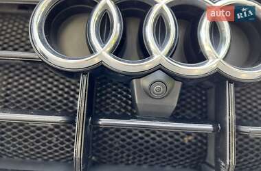Внедорожник / Кроссовер Audi Q8 2020 в 