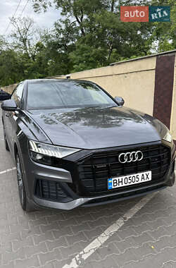 Внедорожник / Кроссовер Audi Q8 2020 в Одессе