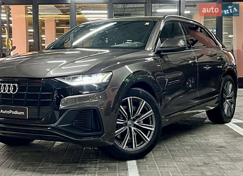 Внедорожник / Кроссовер Audi Q8 2019 в Киеве