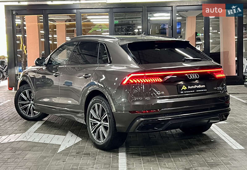 Внедорожник / Кроссовер Audi Q8 2019 в Киеве