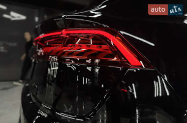Внедорожник / Кроссовер Audi Q8 2020 в 