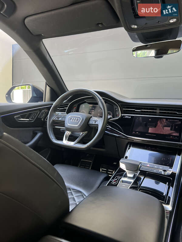 Внедорожник / Кроссовер Audi Q8 2018 в Львове