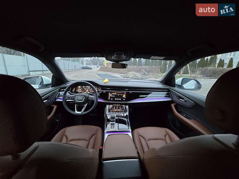 Внедорожник / Кроссовер Audi Q8 2024 в Киеве