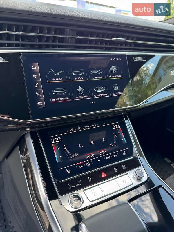 Позашляховик / Кросовер Audi Q8 2021 в Києві