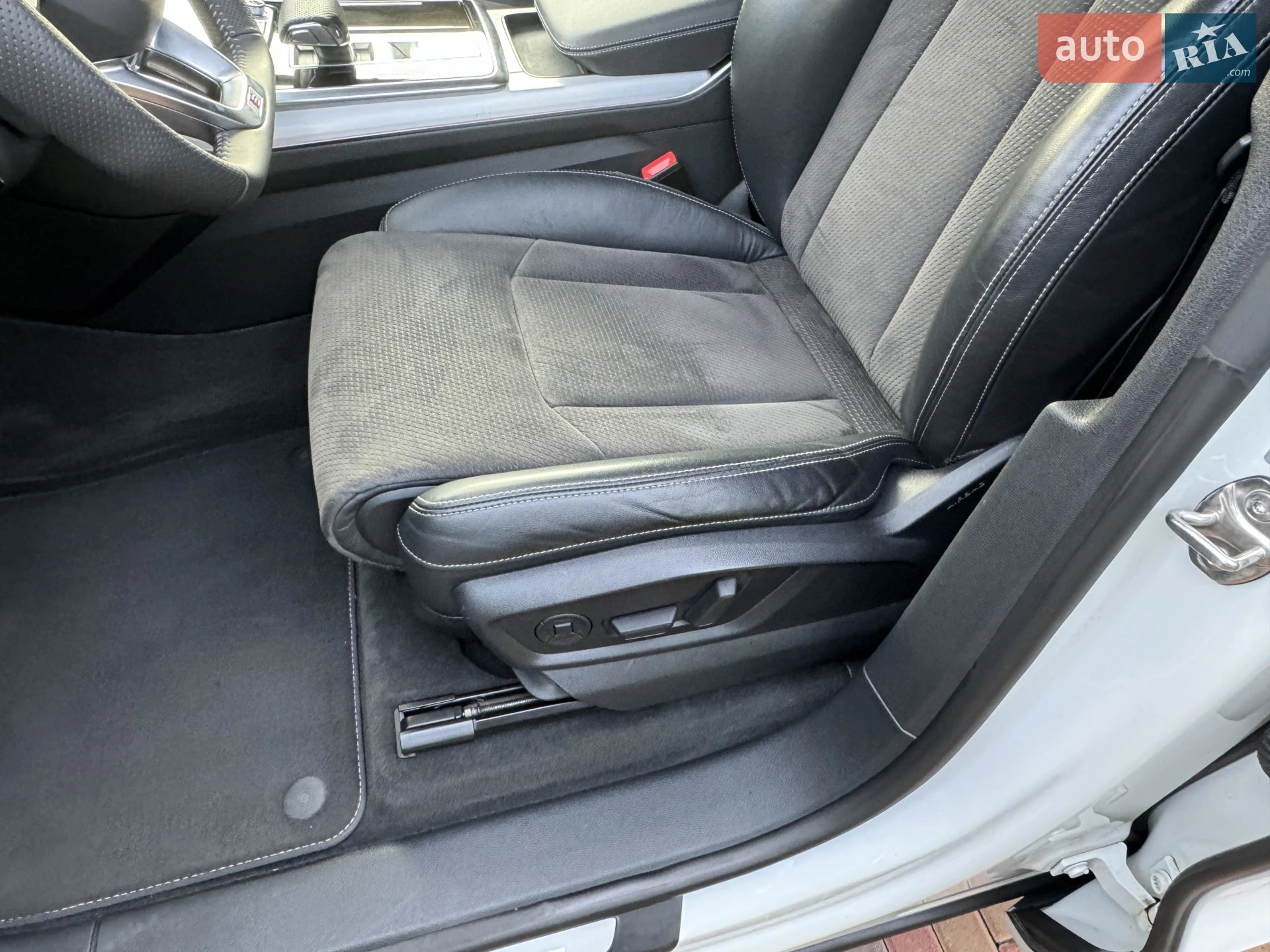 2018 Audi Q8 - мініатюра 27