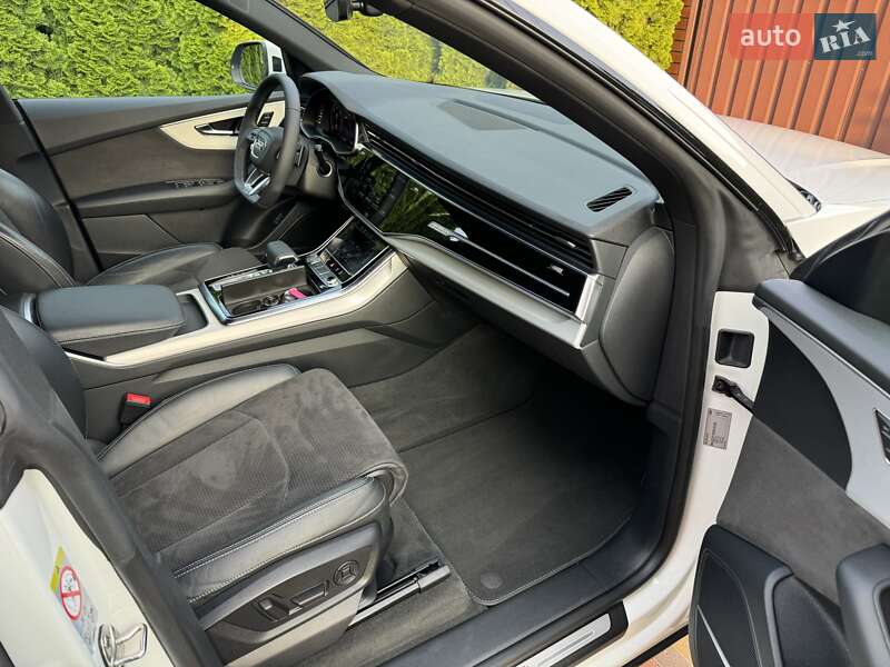 Внедорожник / Кроссовер Audi Q8 2018 в Киеве фото 43 Внедорожник / Кроссовер Audi Q8 2018 в Киеве
