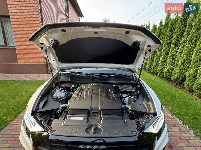 Внедорожник / Кроссовер Audi Q8 2018 в Киеве фото 60 Внедорожник / Кроссовер Audi Q8 2018 в Киеве