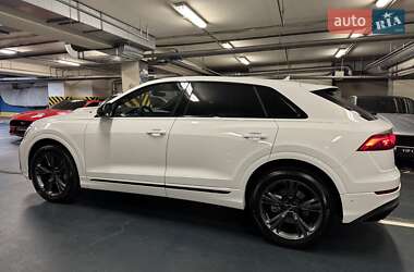 Внедорожник / Кроссовер Audi Q8 2024 в 