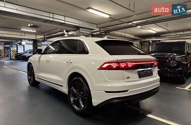 Внедорожник / Кроссовер Audi Q8 2024 в 