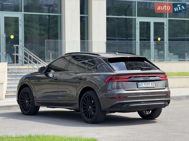 Внедорожник / Кроссовер Audi Q8 2018 в Днепре