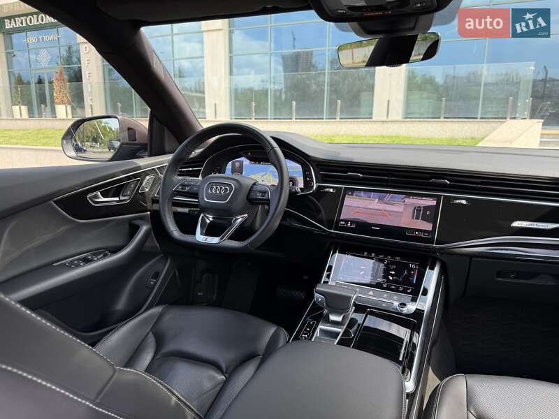 Внедорожник / Кроссовер Audi Q8 2018 в Днепре