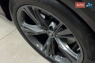 Внедорожник / Кроссовер Audi Q8 2025 в 