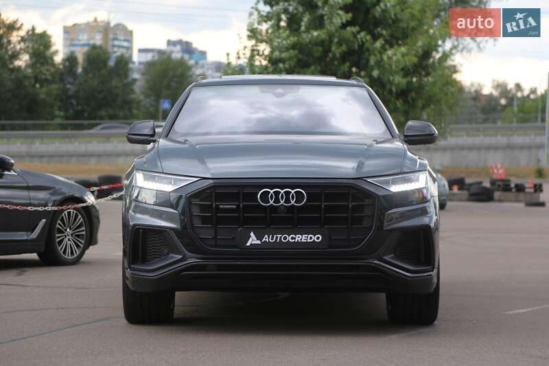 Внедорожник / Кроссовер Audi Q8 2018 в Киеве