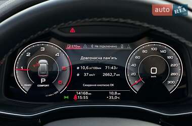 Позашляховик / Кросовер Audi Q8 2024 в 