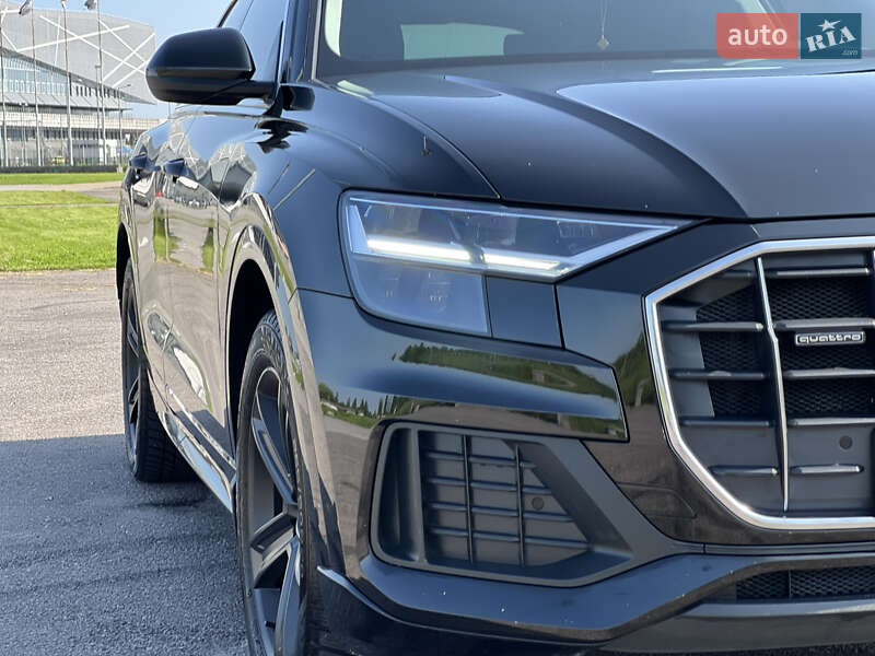Внедорожник / Кроссовер Audi Q8 2018 в Львове