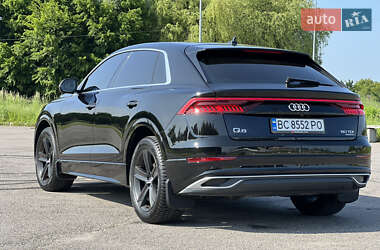 Внедорожник / Кроссовер Audi Q8 2018 в 