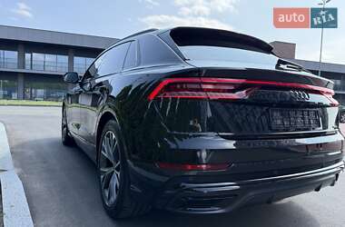 Внедорожник / Кроссовер Audi Q8 2022 в Киеве