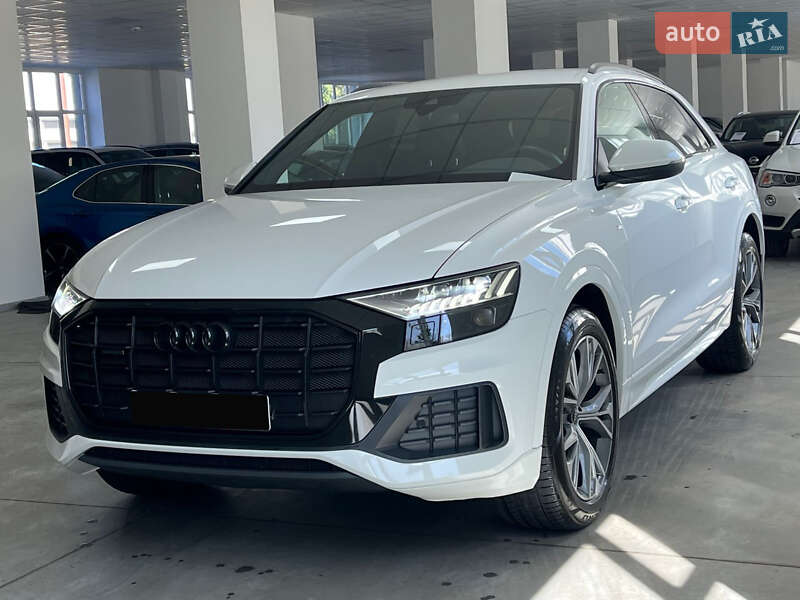 Audi Q8 2021