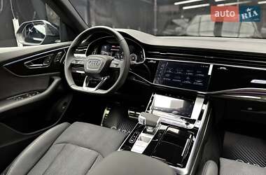 Позашляховик / Кросовер Audi Q8 2025 в 