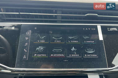 Внедорожник / Кроссовер Audi Q8 2025 в 