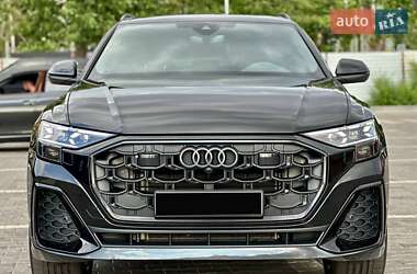 Внедорожник / Кроссовер Audi Q8 2025 в 